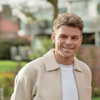 Giel Bos, Stichting De Dappere Strijder