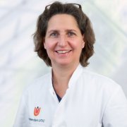 Deirdre Thone